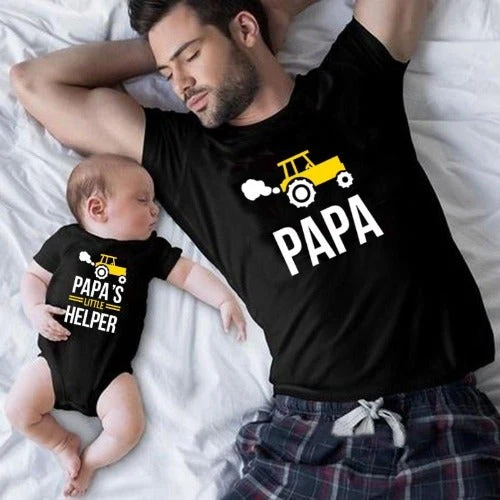 T-shirt assorti Papa et Papa's Little Helper pour père et fils – Image 2