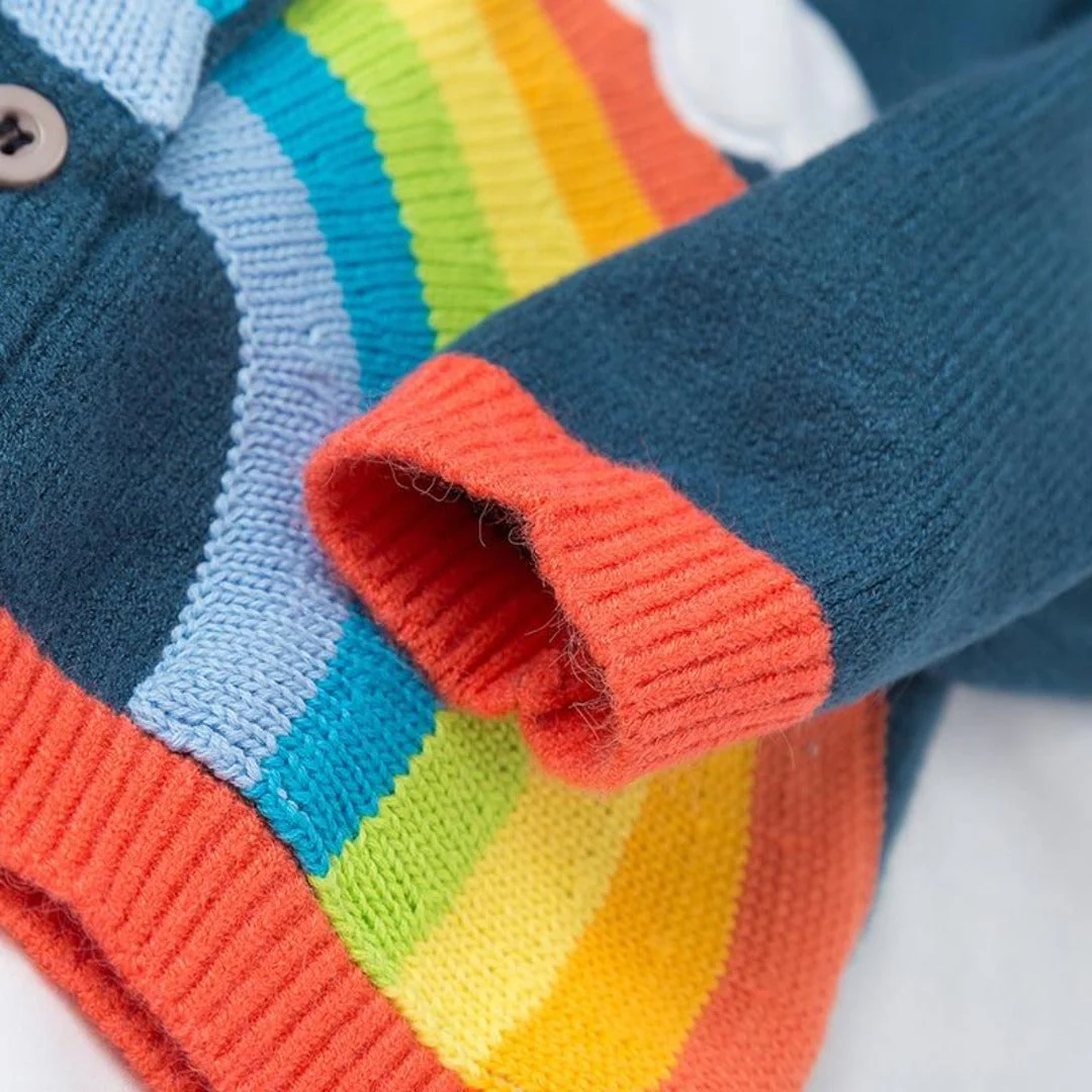 Cardigan tricoté à imprimé nuages et arc-en-ciel – Image 4