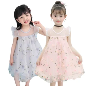 Robe d'été en maille à manches volantes et broderies florales pour filles