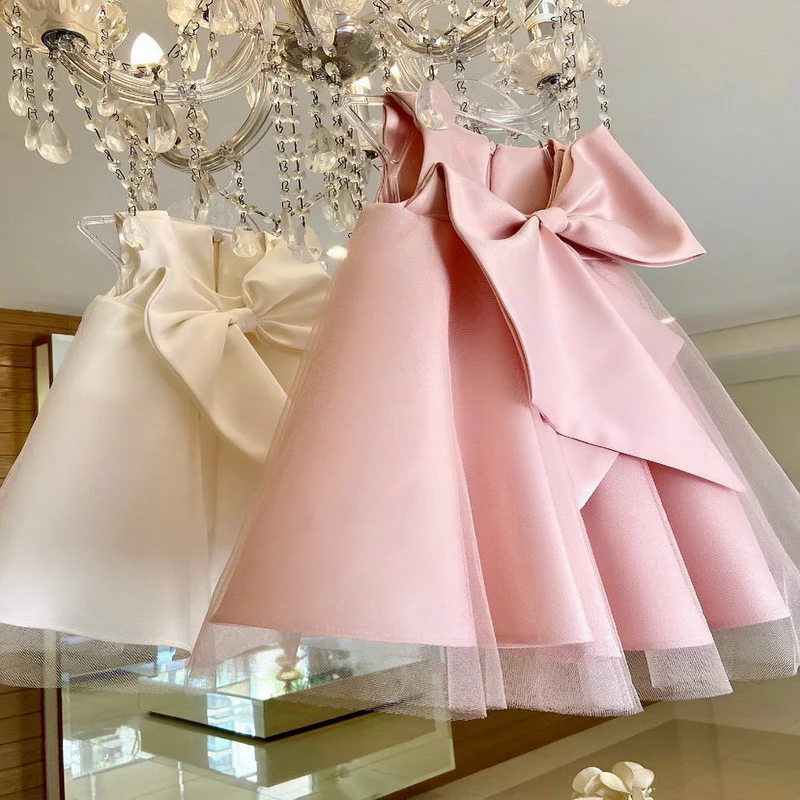 Robe de cocktail sans manches à gros nœud – Image 5