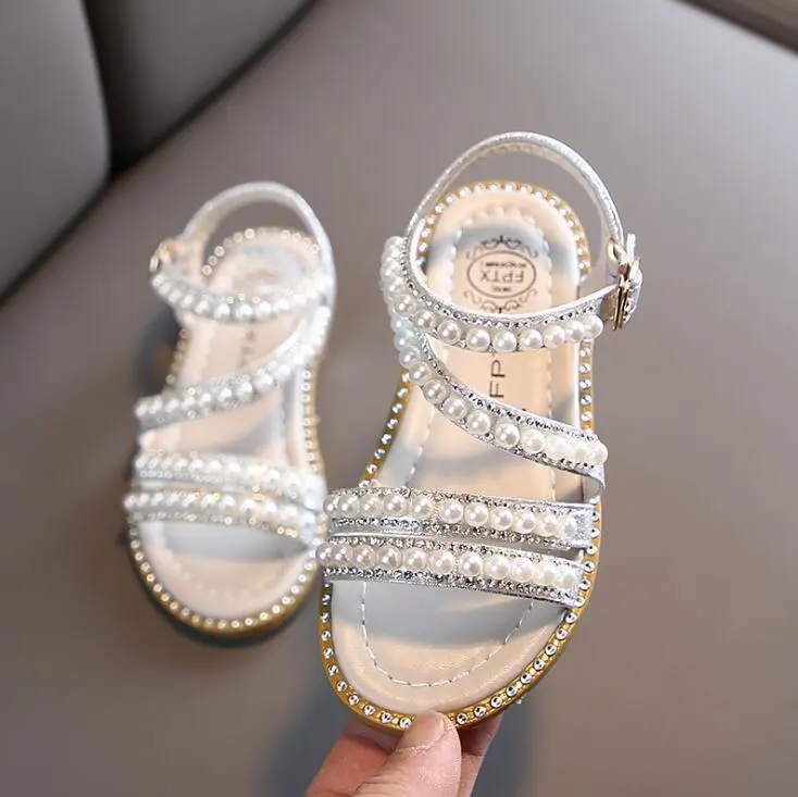 Sandales princesse à strass : chaussures d'été tendance pour les petits – Image 9