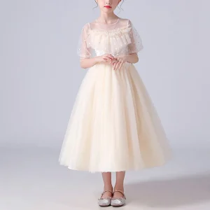 Robe de soirée à pois, manches transparentes, volants et dentelle pour fille