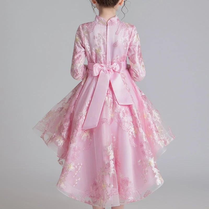 Robe de cocktail princesse brodée – Image 4