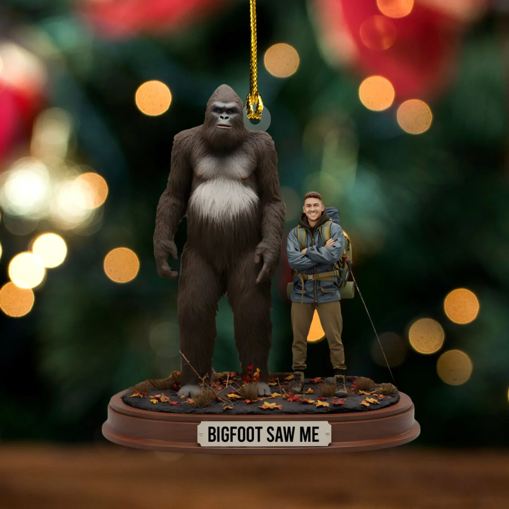 Ornement acrylique personnalisé Bigfoot m’a vu – Cadeau rando personnalisé avec photo | Déco de Noël drôle pour aventuriers & amoureux de la nature – Image 3