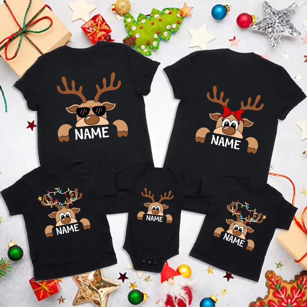 Chemises de Noël personnalisées pour famille avec rennes – Tenues assorties avec nom de famille personnalisé – Maman, Papa, enfants et bébé – Image 2