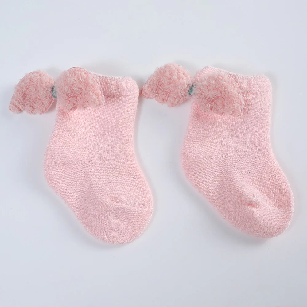 Chaussettes mignonnes avec ailes d'ange pour bébé – Image 5