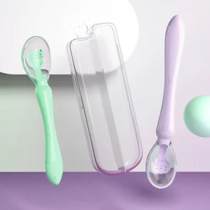 Cuillère d'alimentation en silicone pour bébé : couverts couleur bonbon