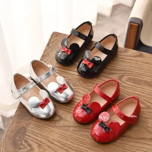 Ballerines en cuir verni PU souple pour bébés filles