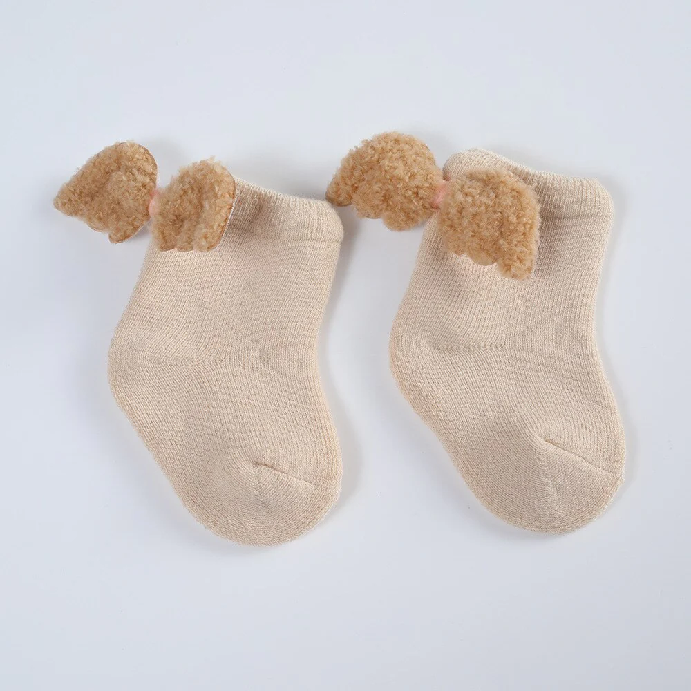 Chaussettes mignonnes avec ailes d'ange pour bébé – Image 3