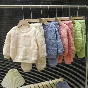 Ensemble pyjama confortable pour enfants pour l'automne et l'hiver