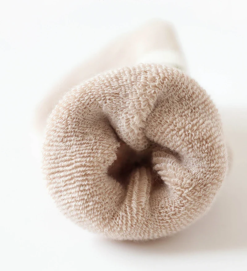 3 paires de chaussettes d'hiver antidérapantes pour bébé avec motif dessin animé – Image 5