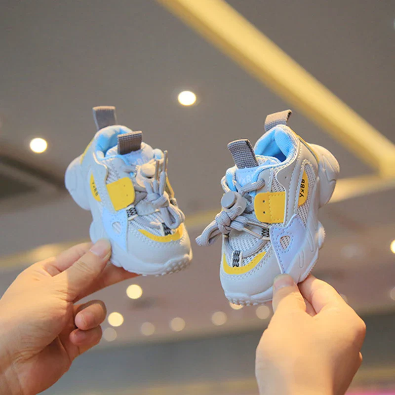 Chaussures de sport en maille pour enfants – Image 3