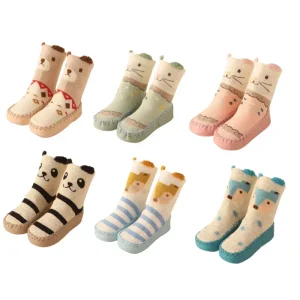 Chaussettes de sol mignonnes à motifs d'animaux : semelles antidérapantes pour l'hiver pour bébé