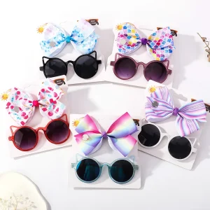 Ensemble d'accessoires pour cheveux pour bébé fille : lot de nœuds et de lunettes de soleil style dessin animé