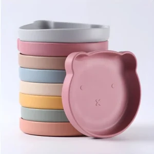 Ensemble de vaisselle en silicone à motifs de dessins animés : les essentiels pour les repas de bébé