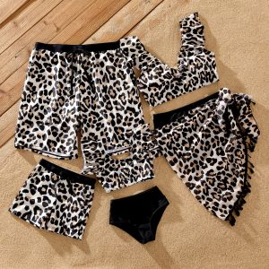 Ensemble de maillots de bain léopard assortis pour toute la famille