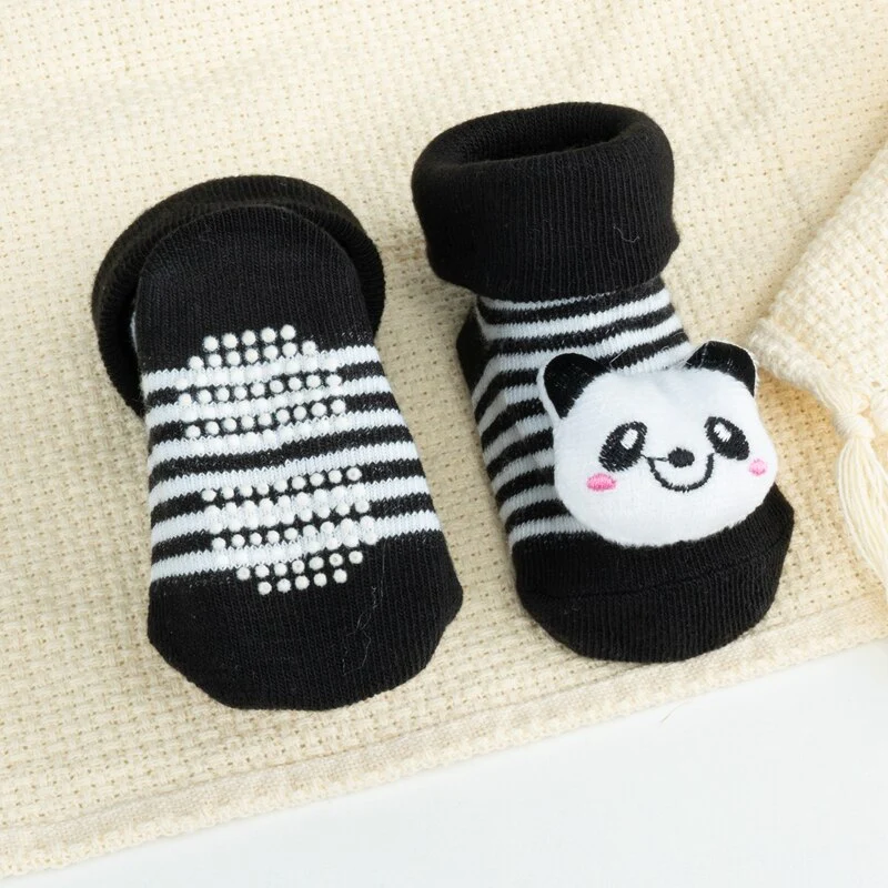 Chaussettes antidérapantes en coton pour nouveau-nés, motif poupée de dessin animé – Image 4