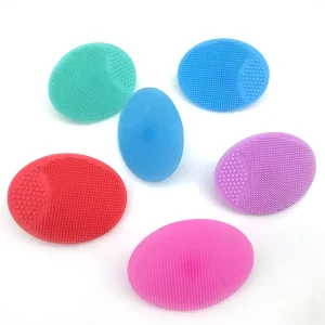 1 brosse à shampoing en silicone pour bébé : massage doux de la tête et lavage des cheveux
