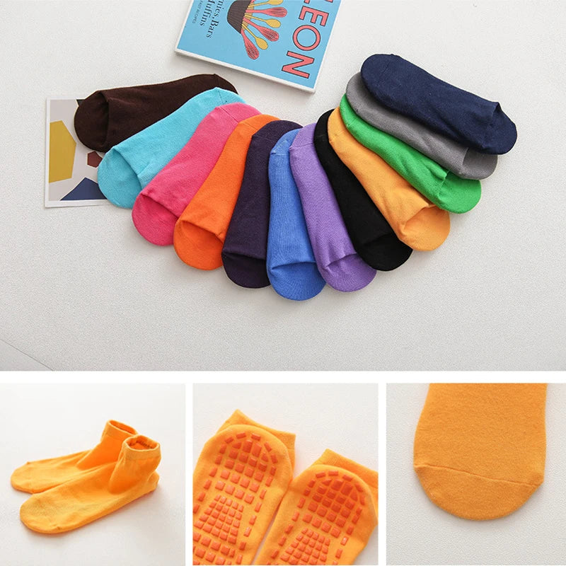 Chaussettes de trampoline antidérapantes : chaussettes de sport en coton pour parents et enfants – Image 4