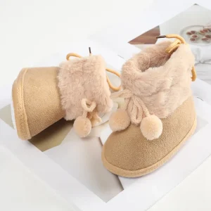Bottes d'hiver pour bébé : chaussons en peluche à semelle souple