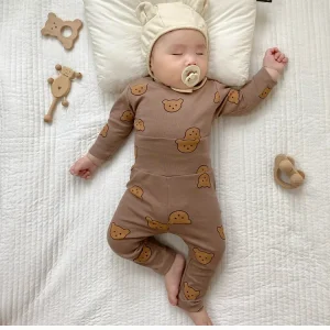 Ensemble haut et pantalon pour bébé