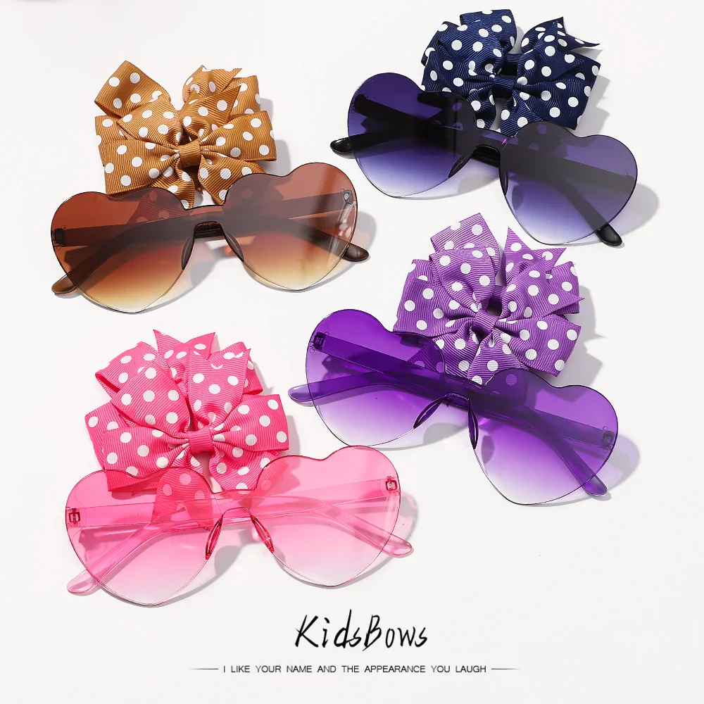 Ensemble d'épingles à cheveux pour enfants : jolies lunettes de soleil à pois et cœurs – Image 3
