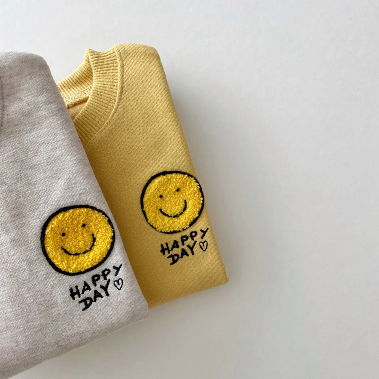 Ensemble sweat à capuche pour bébé avec motif smiley – Image 6