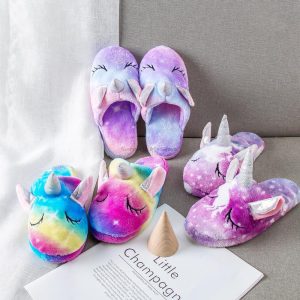 Chaussons en peluche licorne 3D avec oreilles