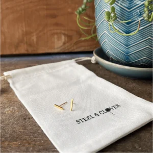 Boucle d'oreille Mini-barre