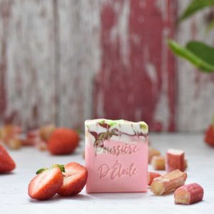 Savon fraise et rhubarbe
