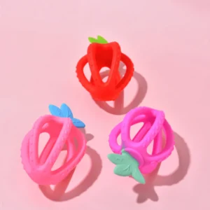 Anneau de dentition en silicone pour bébé en forme de fraise